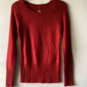 Arizona jean company long sleeve pulloverr glittery sweater